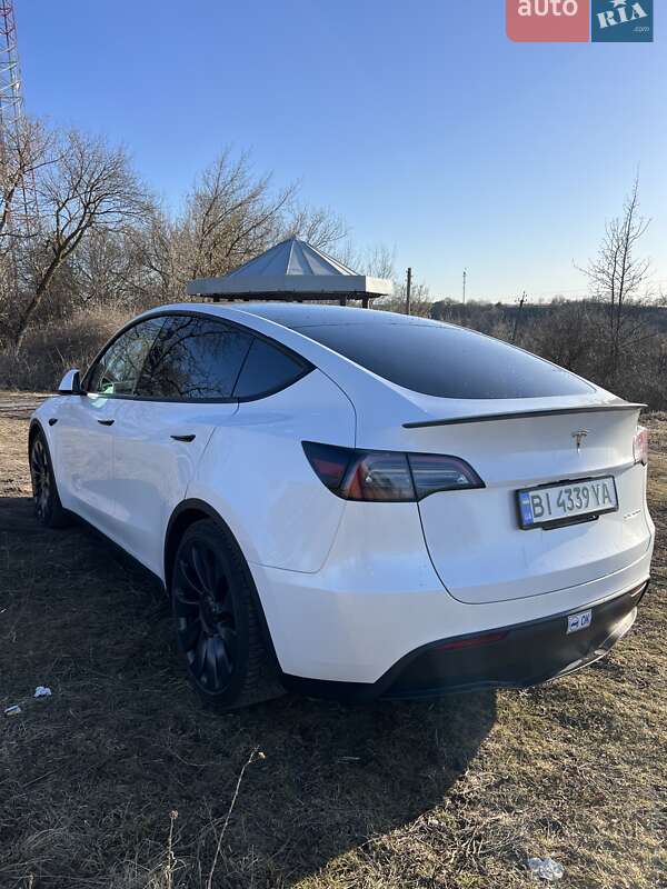 Позашляховик / Кросовер Tesla Model Y 2024 в Полтаві