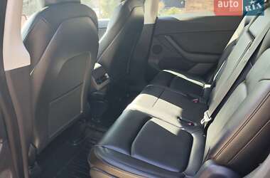 Внедорожник / Кроссовер Tesla Model Y 2021 в Полтаве