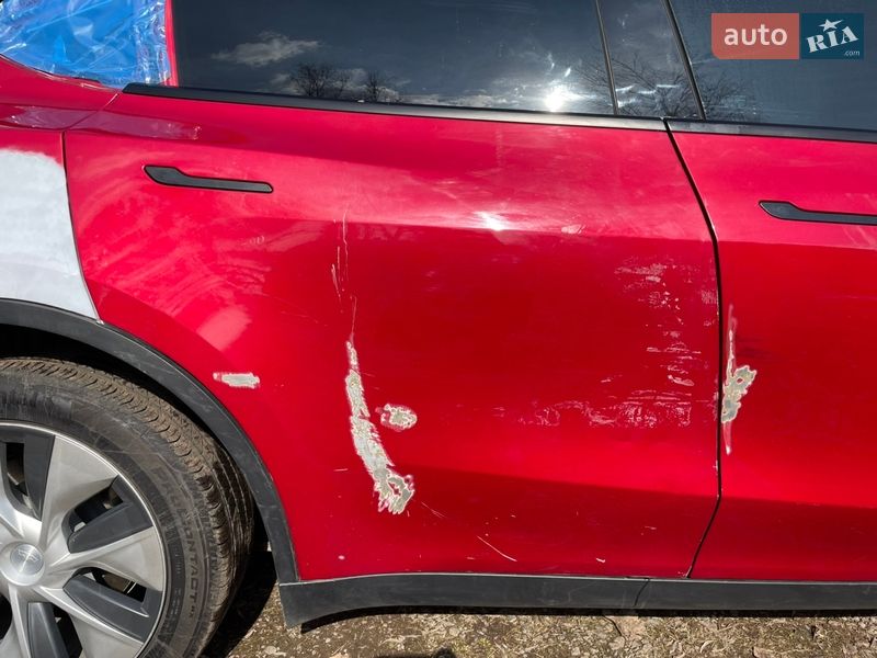 Внедорожник / Кроссовер Tesla Model Y 2021 в Ровно