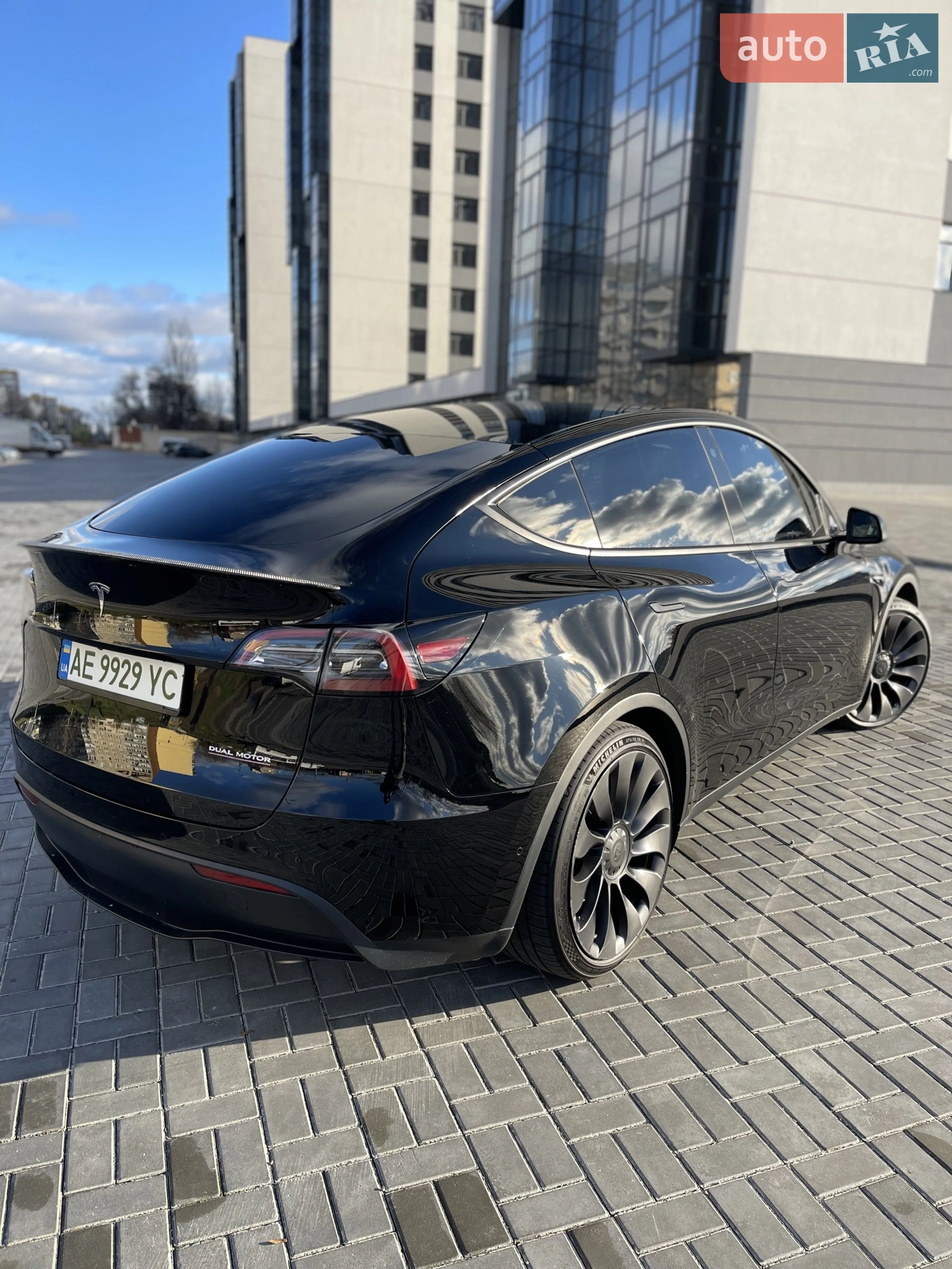 2022 Tesla Model Y - мініатюра 4