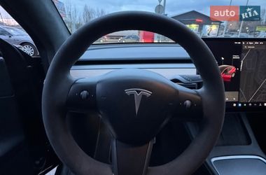 Внедорожник / Кроссовер Tesla Model Y 2021 в Киеве
