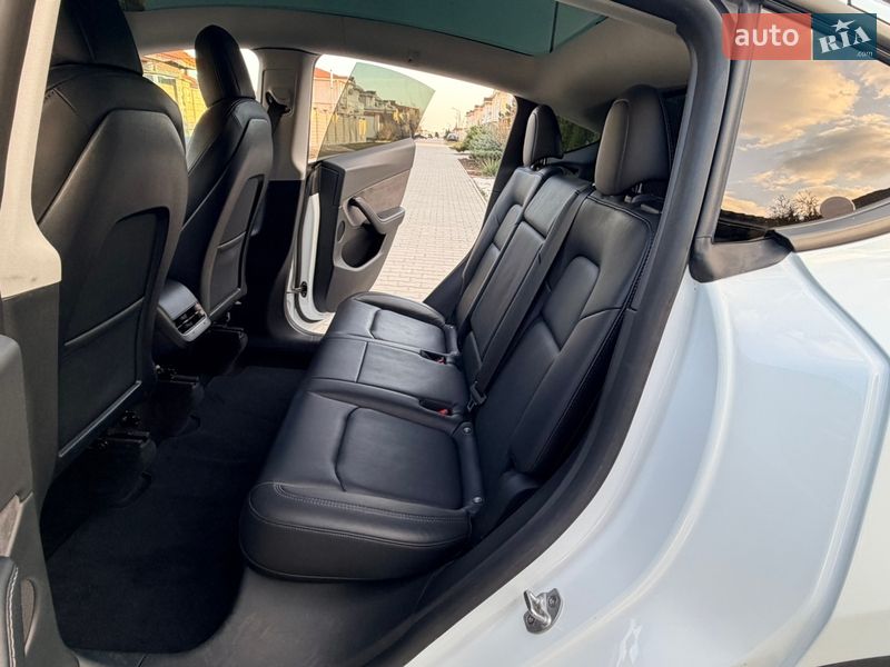 Внедорожник / Кроссовер Tesla Model Y 2022 в Одессе