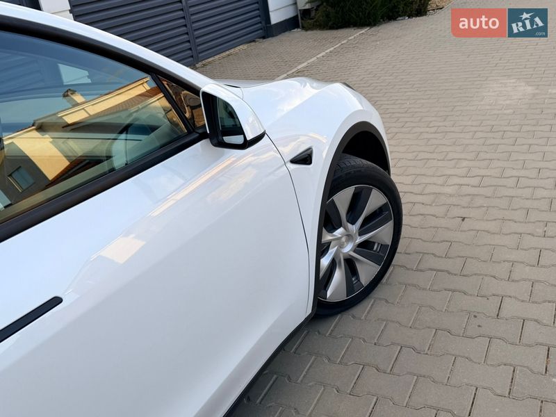 Внедорожник / Кроссовер Tesla Model Y 2022 в Одессе