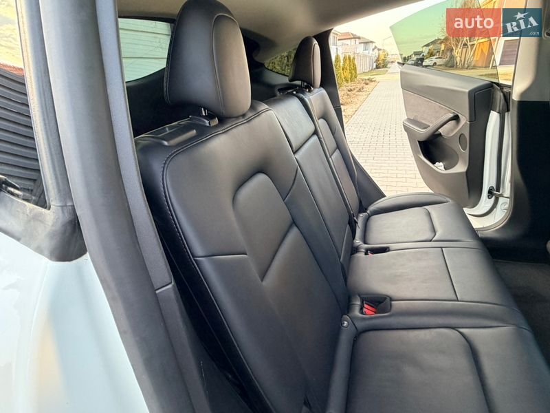 Внедорожник / Кроссовер Tesla Model Y 2022 в Одессе