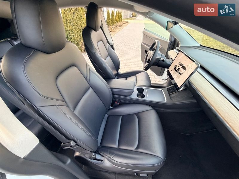 Внедорожник / Кроссовер Tesla Model Y 2022 в Одессе