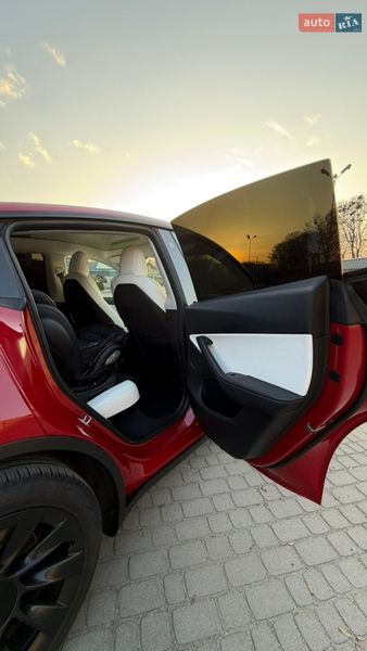 Внедорожник / Кроссовер Tesla Model Y 2022 в Львове фото 26 Внедорожник / Кроссовер Tesla Model Y 2022 в Львове