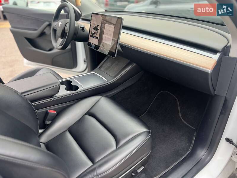 Позашляховик / Кросовер Tesla Model Y 2022 в Одесі