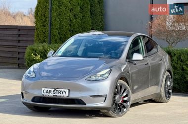 Внедорожник / Кроссовер Tesla Model Y 2023 в Стрые