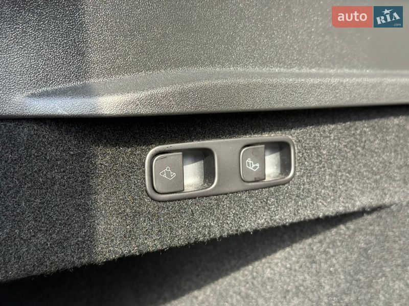 Позашляховик / Кросовер Tesla Model Y 2023 в Стрию фото 52 Позашляховик / Кросовер Tesla Model Y 2023 в Стрию