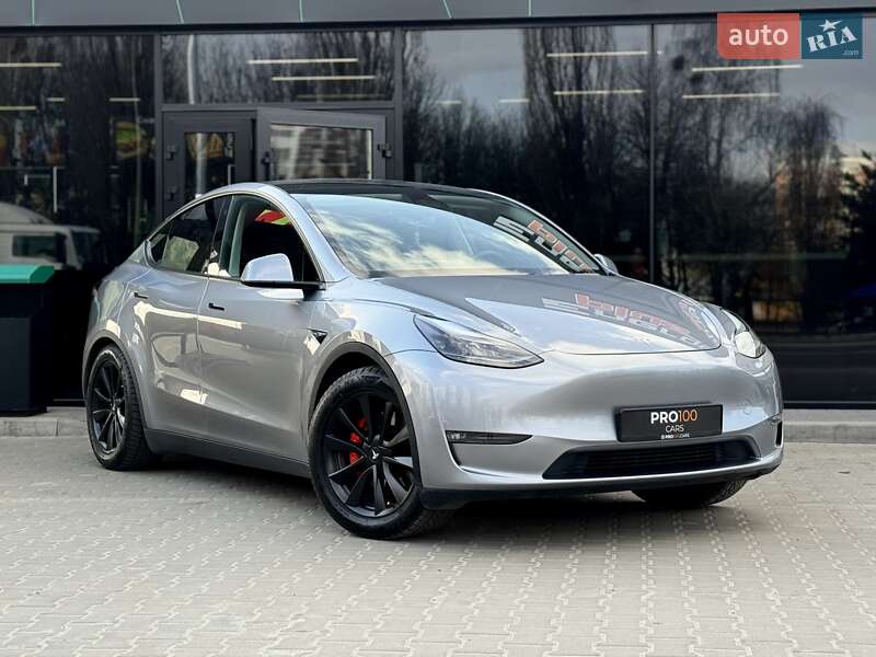 Внедорожник / Кроссовер Tesla Model Y 2023 в Киеве
