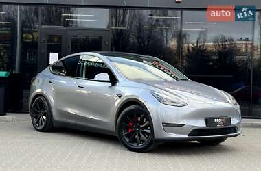 Внедорожник / Кроссовер Tesla Model Y 2023 в Киеве