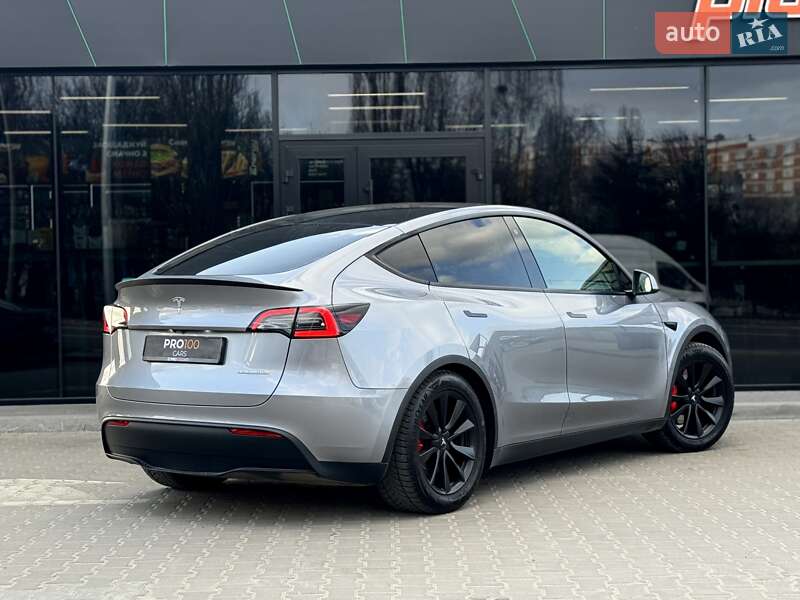 Внедорожник / Кроссовер Tesla Model Y 2023 в Киеве