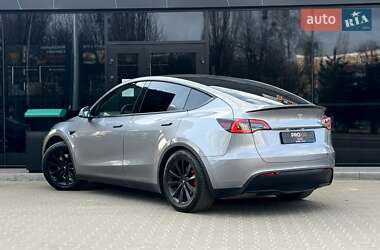 Внедорожник / Кроссовер Tesla Model Y 2023 в Киеве