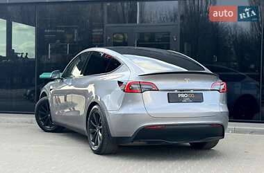 Внедорожник / Кроссовер Tesla Model Y 2023 в Киеве