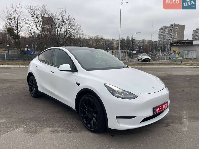 Позашляховик / Кросовер Tesla Model Y 2023 в Києві фото 8 Позашляховик / Кросовер Tesla Model Y 2023 в Києві