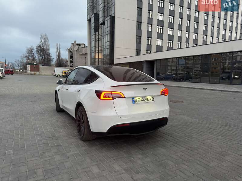 Внедорожник / Кроссовер Tesla Model Y 2021 в Днепре