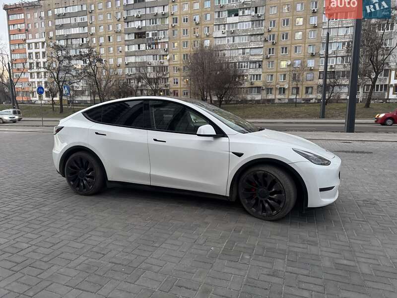 Внедорожник / Кроссовер Tesla Model Y 2021 в Днепре