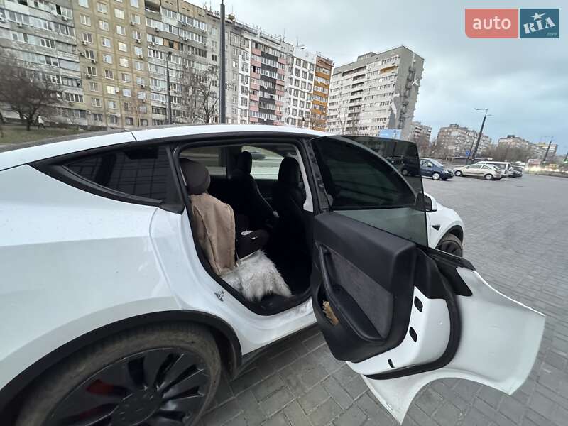 Внедорожник / Кроссовер Tesla Model Y 2021 в Днепре