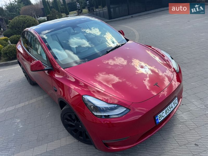 Внедорожник / Кроссовер Tesla Model Y 2023 в Стрые
