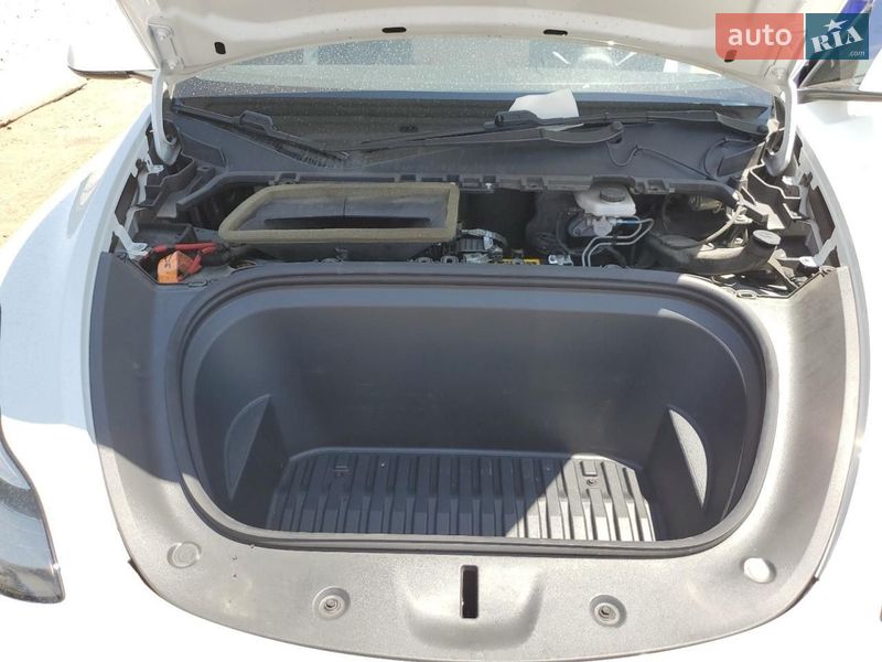 Позашляховик / Кросовер Tesla Model Y 2020 в Самборі фото 7 Позашляховик / Кросовер Tesla Model Y 2020 в Самборі