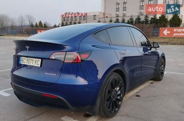 Внедорожник / Кроссовер Tesla Model Y 2021 в Львове