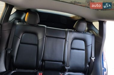 Внедорожник / Кроссовер Tesla Model Y 2021 в Львове