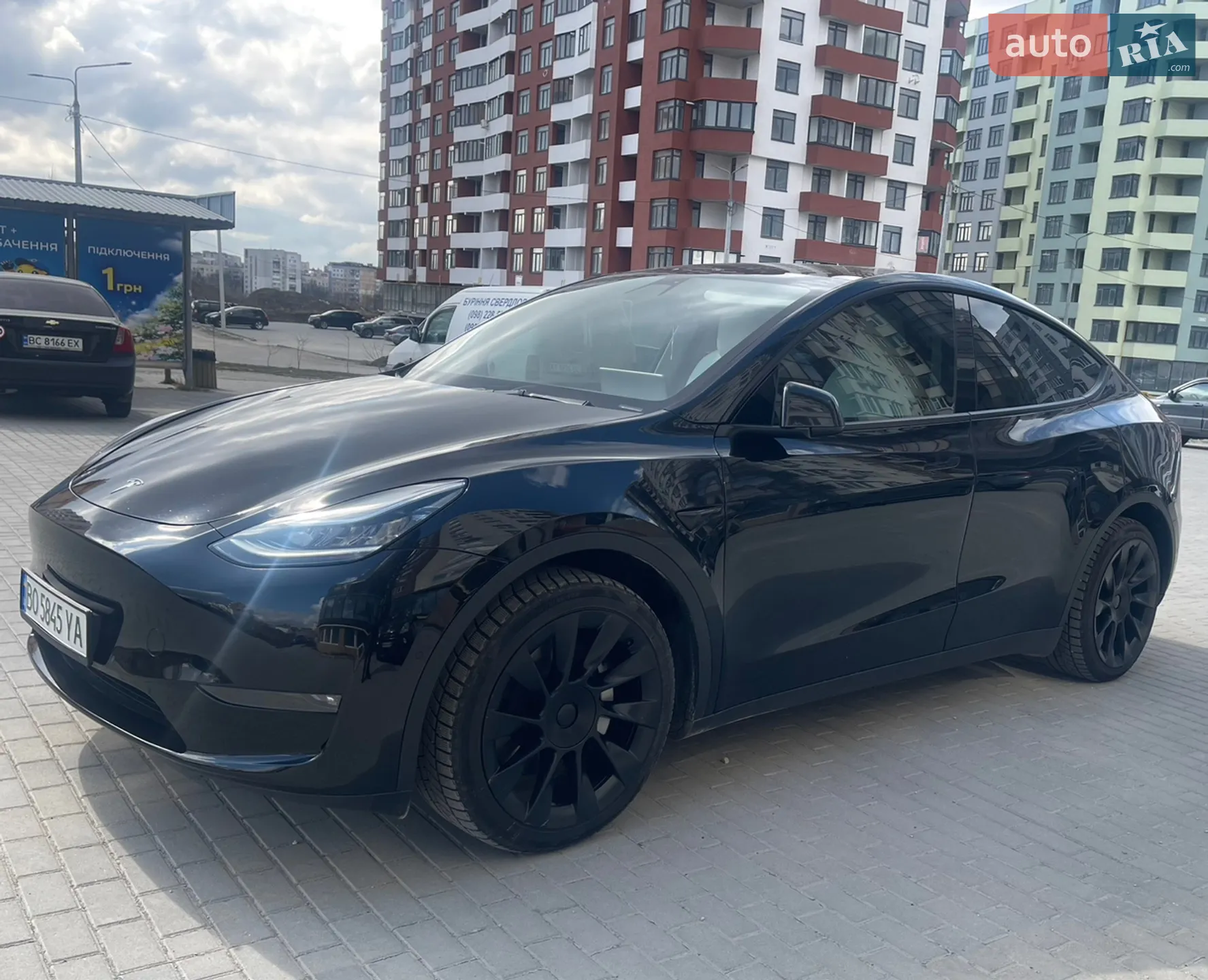 2022 Tesla Model Y - мініатюра 4