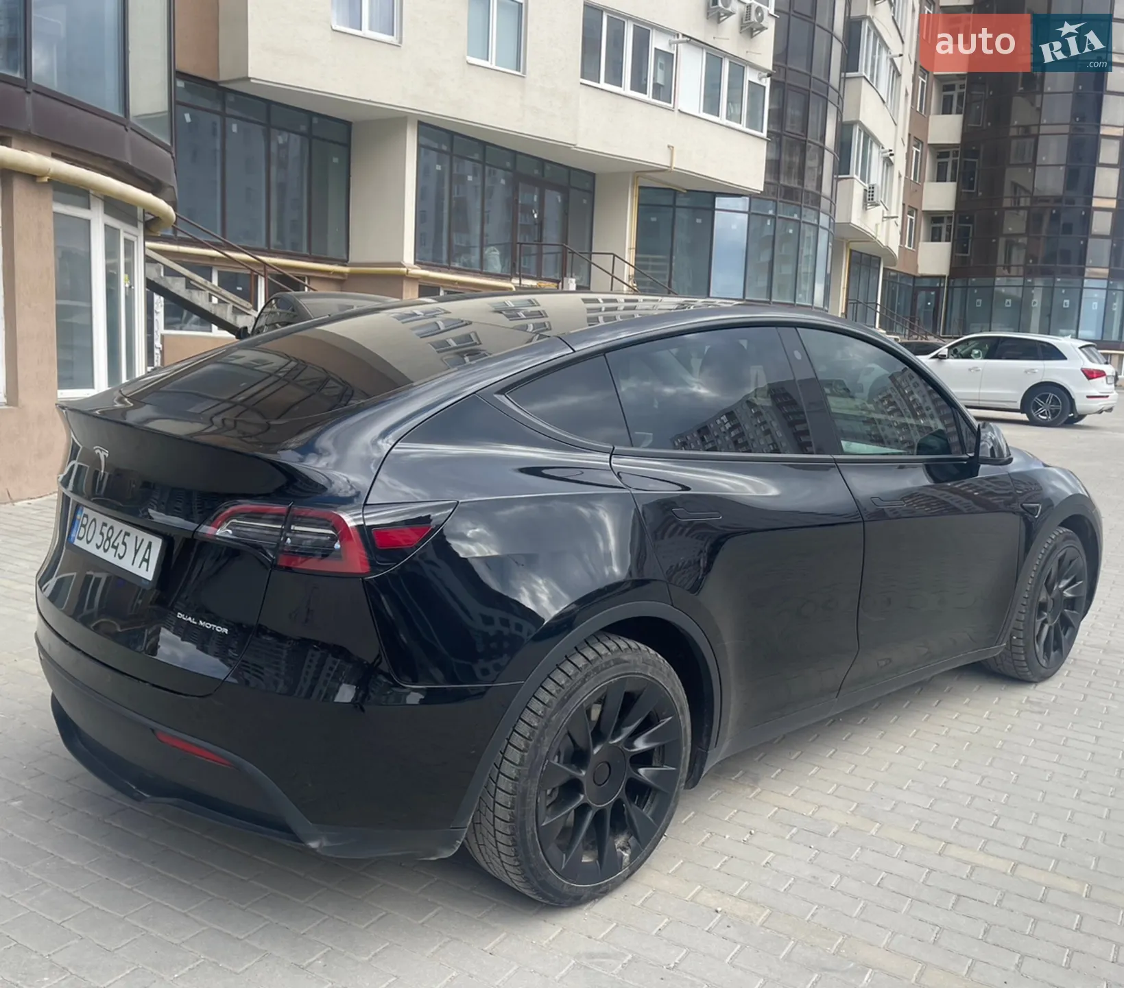 2022 Tesla Model Y - мініатюра 9
