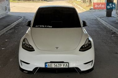 Позашляховик / Кросовер Tesla Model Y 2022 в Дніпрі