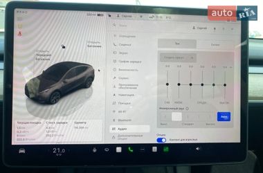 Внедорожник / Кроссовер Tesla Model Y 2023 в Киеве