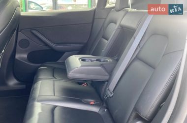 Внедорожник / Кроссовер Tesla Model Y 2023 в Киеве