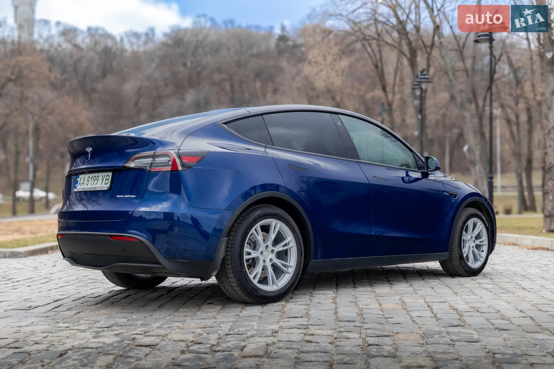 2020 Tesla Model Y - мініатюра 9