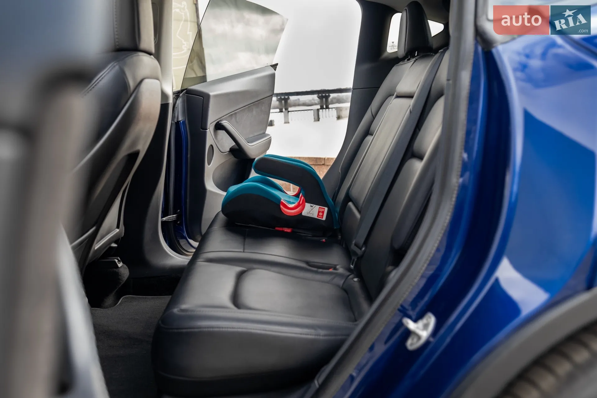 2020 Tesla Model Y - мініатюра 37
