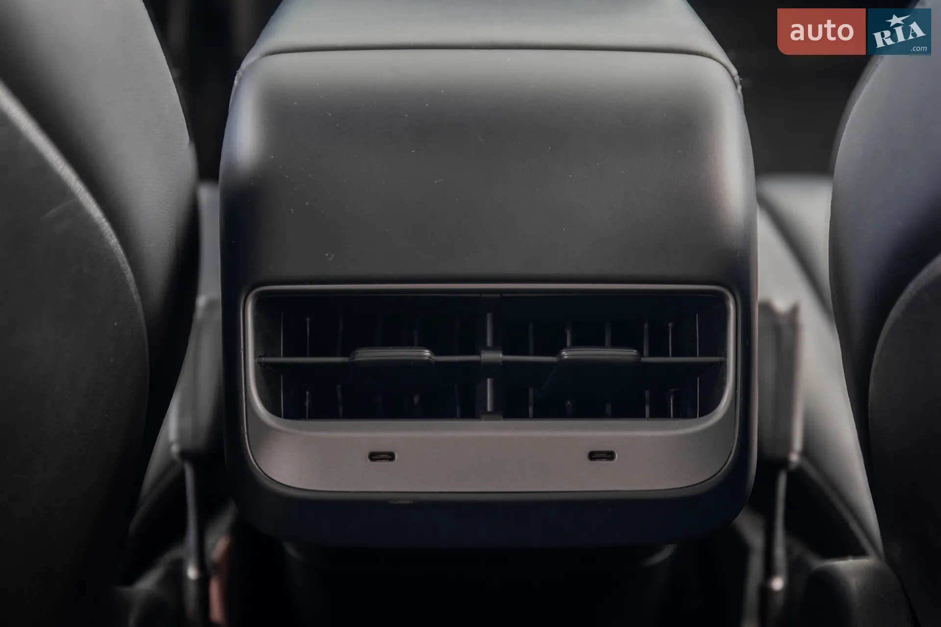 2020 Tesla Model Y - мініатюра 41