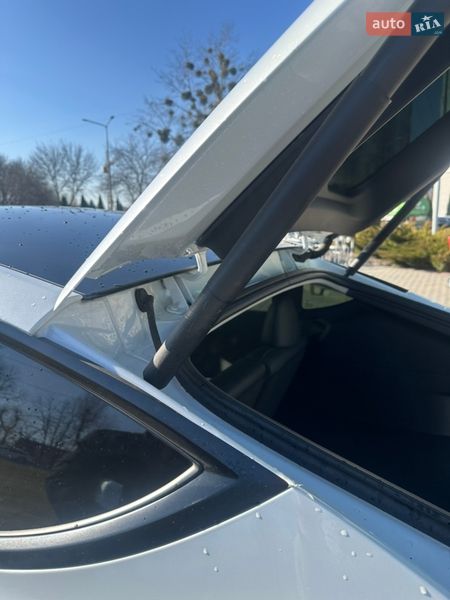 Внедорожник / Кроссовер Tesla Model Y 2022 в Житомире