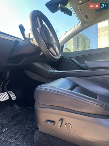 Внедорожник / Кроссовер Tesla Model Y 2022 в Житомире