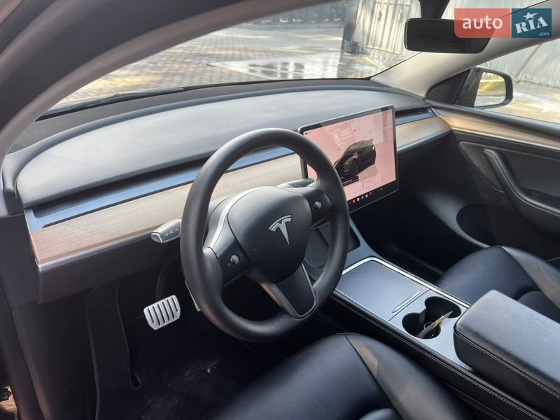 Внедорожник / Кроссовер Tesla Model Y 2023 в Львове фото 14 Внедорожник / Кроссовер Tesla Model Y 2023 в Львове