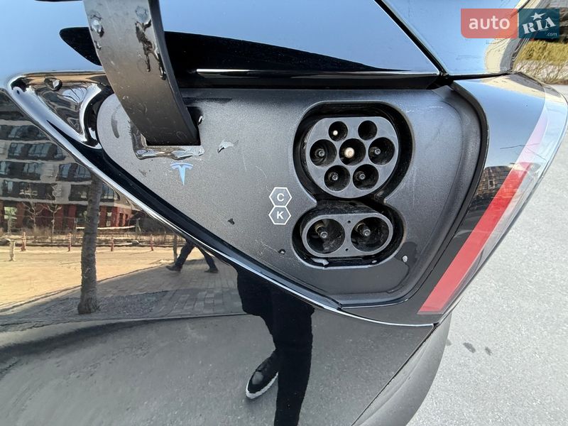 Внедорожник / Кроссовер Tesla Model Y 2023 в Киеве фото 29 Внедорожник / Кроссовер Tesla Model Y 2023 в Киеве