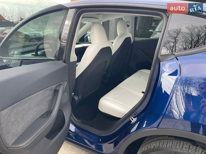 Внедорожник / Кроссовер Tesla Model Y 2024 в Черновцах фото 11 Внедорожник / Кроссовер Tesla Model Y 2024 в Черновцах