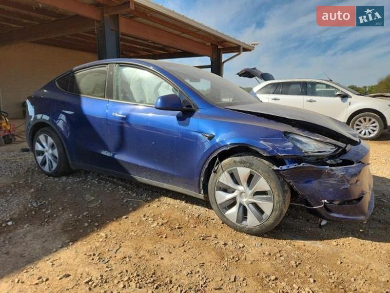 Позашляховик / Кросовер Tesla Model Y 2023 в Львові