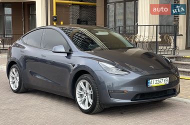Внедорожник / Кроссовер Tesla Model Y 2023 в Киеве