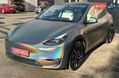 Внедорожник / Кроссовер Tesla Model Y 2024 в Киеве
