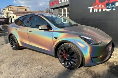 Внедорожник / Кроссовер Tesla Model Y 2024 в Киеве