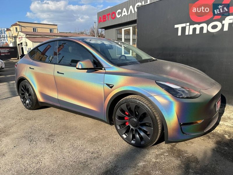 Tesla Model Y 2024 Tesla Model Y 2024