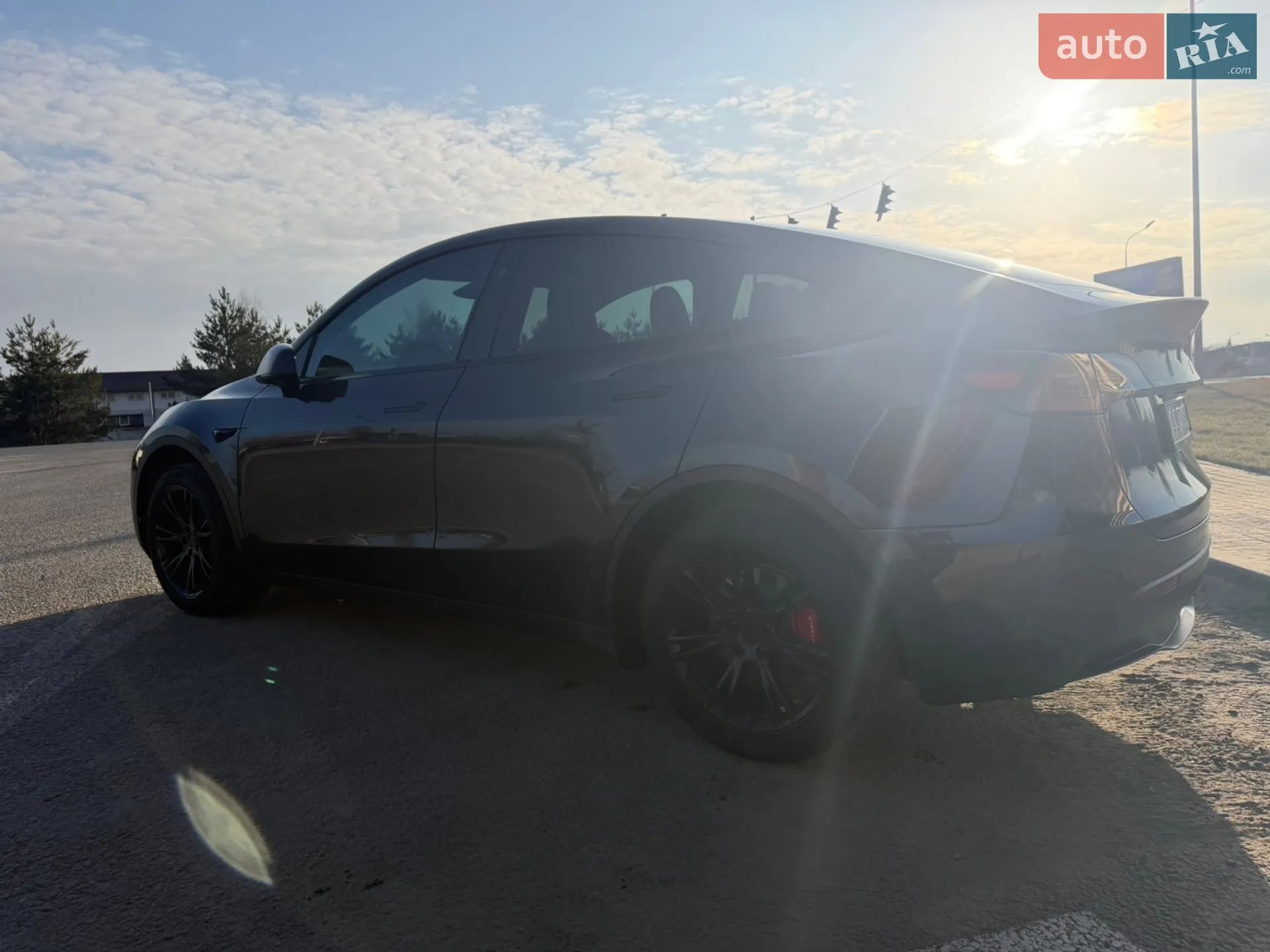 2024 Tesla Model Y - мініатюра 10