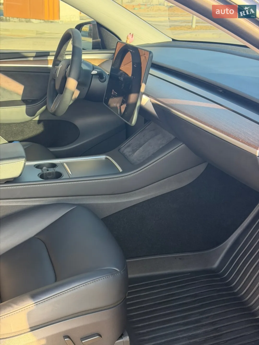 2024 Tesla Model Y - мініатюра 36