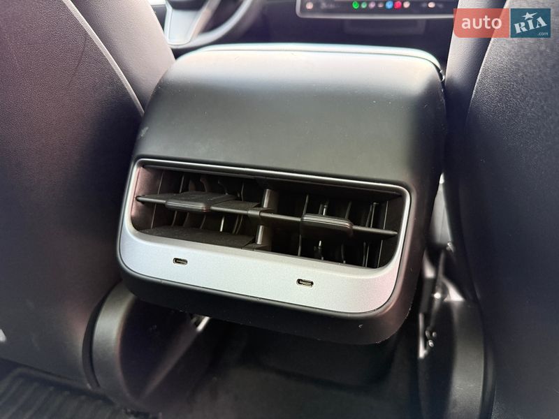 Внедорожник / Кроссовер Tesla Model Y 2022 в Стрые