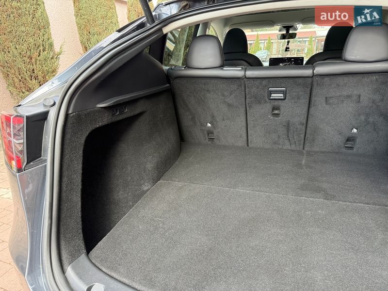 Внедорожник / Кроссовер Tesla Model Y 2022 в Стрые