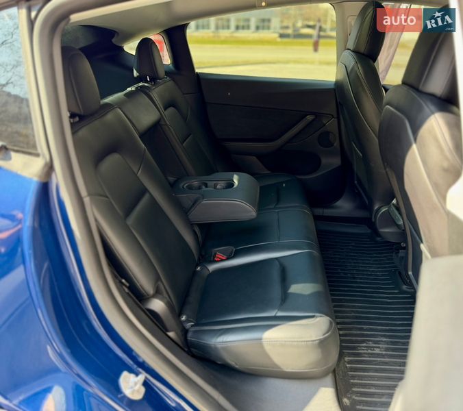 Внедорожник / Кроссовер Tesla Model Y 2021 в Харькове