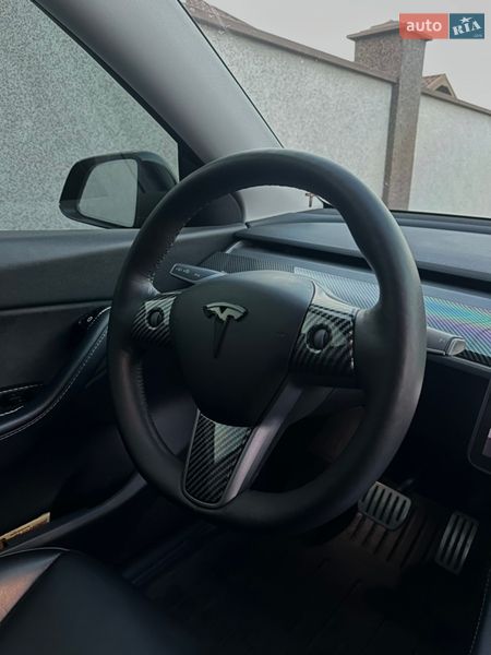 Внедорожник / Кроссовер Tesla Model Y 2021 в Ужгороде